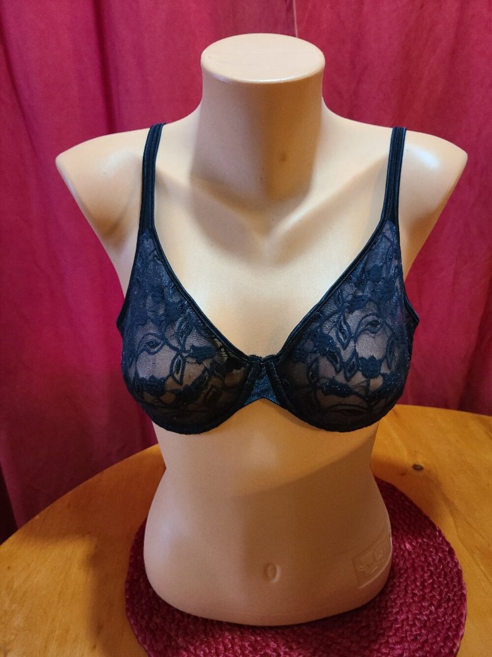 1980s Black Sheer Floral Lace Bra by Lily of France Lustre Lilies 1279 34C